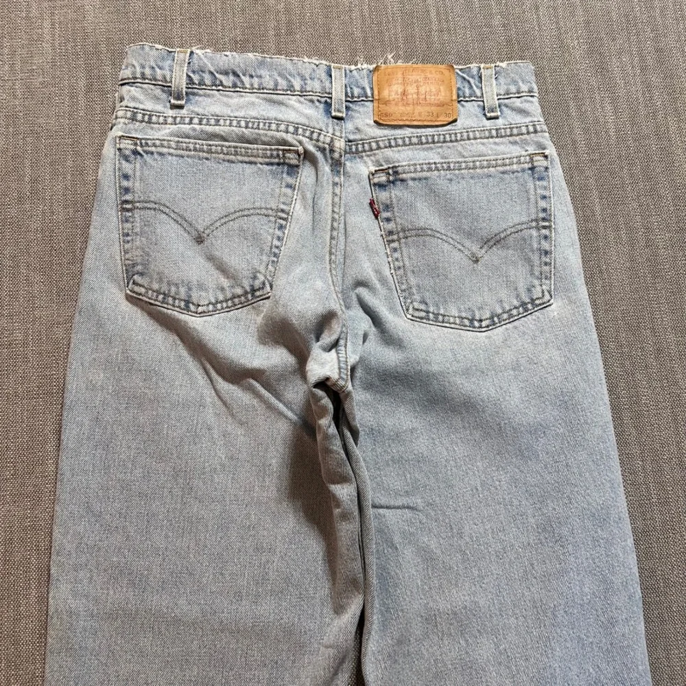 VTG Levi's 550 Jeans Mens 33x30 (Fits 32x30) Relaxed Tapered Denim USA Made 1996
